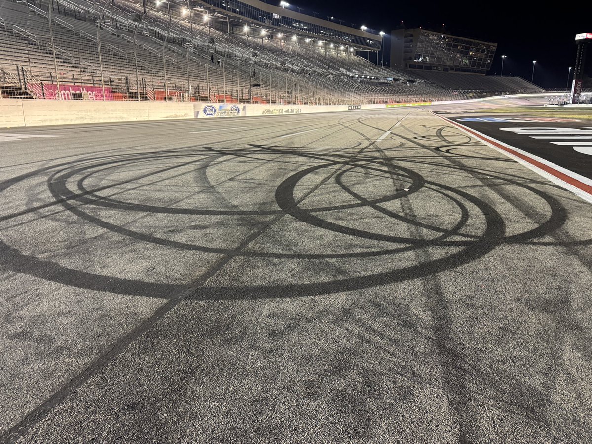 FSBradH's tweet photo. Quiet track: Atlanta https://t.co/wuCRLcbCdP