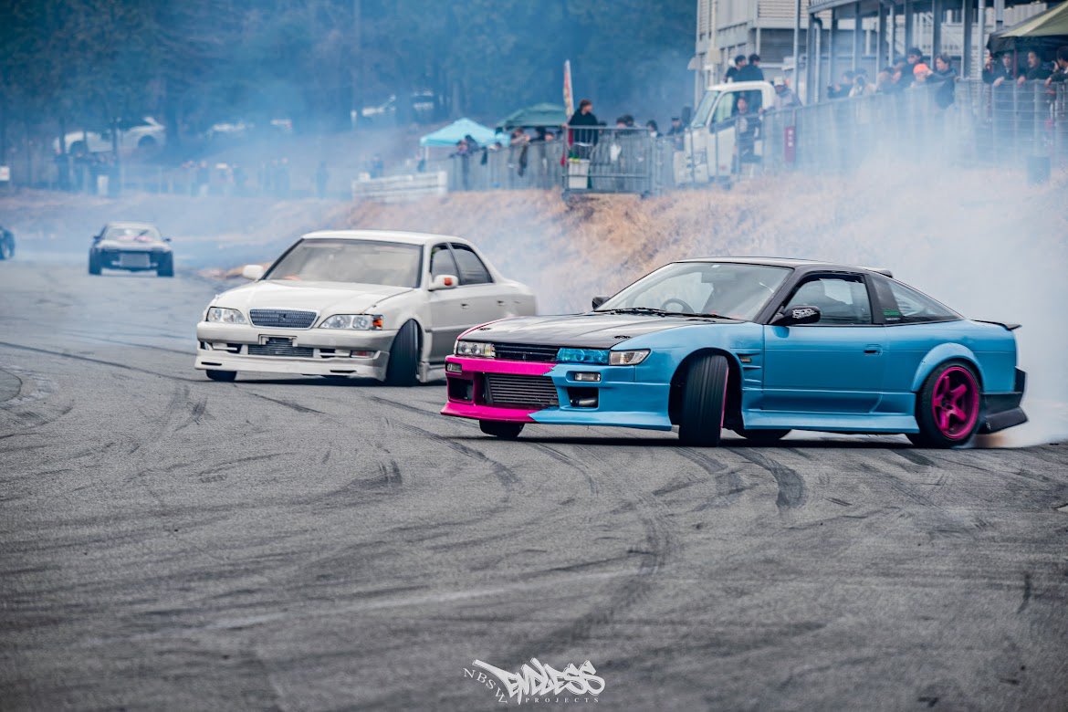 100__crecre's tweet photo. かっけすぎる
#driftgallery https://t.co/CssL1isZ9w