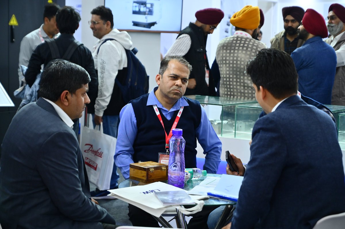LmwCnc's tweet photo. Day 3 at MachAuto 2025 β Innovation in Full Swing!
The energy is high as we showcase advanced CNC solutions & live demos! Donβt miss outβvisit Hall 4, Stall C11 and experience precision like never before!
#MachAuto2025 #LMWCNCMachine #CNCInnovation https://t.co/rGCQWwG4aZ