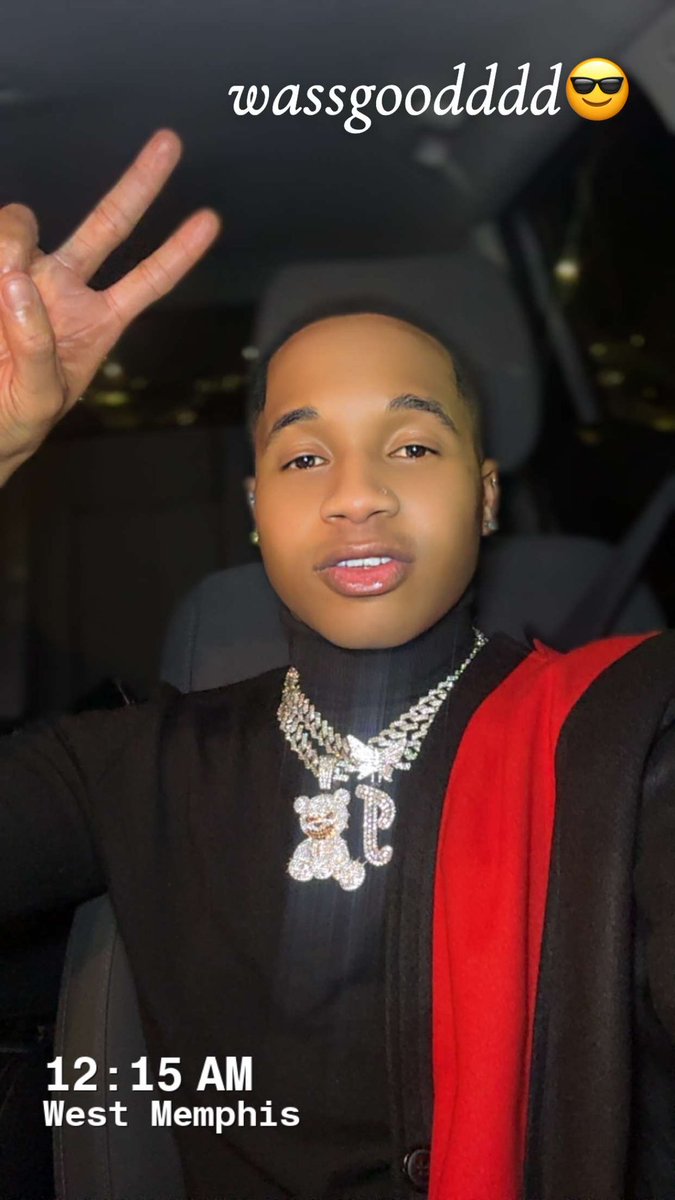 AyoJaeee's tweet photo. - MEMPHIS HIPHOP AWARDS โค๏ธ๐ค๐ซถ๐ฝ
#GLiZZYY #GANGSTAAPRiNCE #MYTIMENOW #RAPPER #ARTIST #INDEPENDENT #BTE #GLIZZYYGANGG #BLAHTT ๐ https://t.co/brVhM20kdH