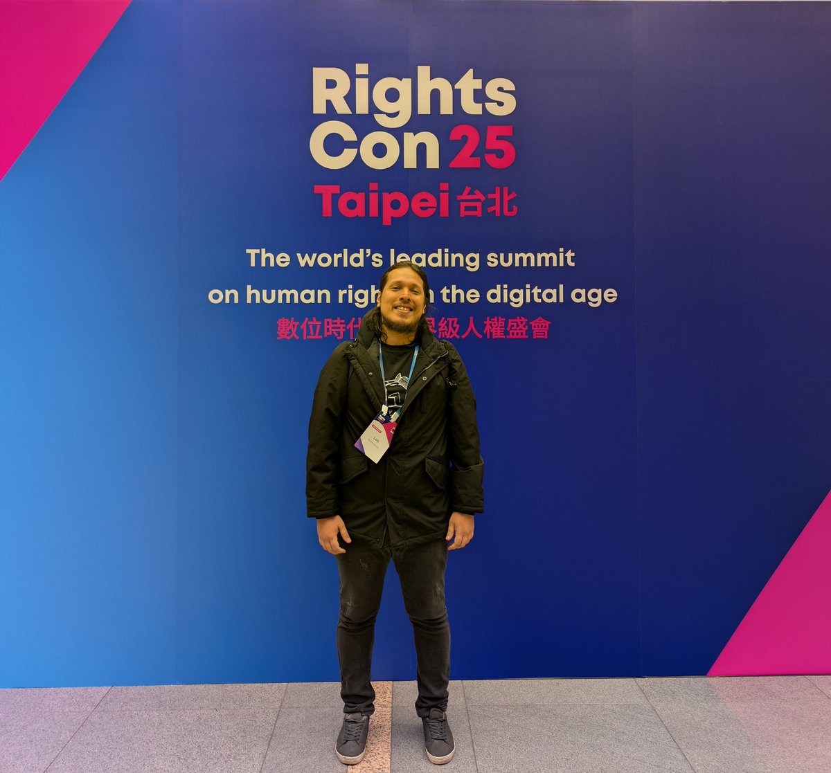 Luis Serrano (@akaluisserrano) on Twitter photo Desde <a href="/RedesAyuda/">RedesAyuda</a> 🇻🇪 decimos presente en #RightsCon25, en Taipei.
Estamos emocionados de formar parte de este epicentro global de los Derechos Digitales y conectar con todos nuestros colegas que forman parte de esta comunidad 💪 Desde <a href="/RedesAyuda/">RedesAyuda</a> 🇻🇪 decimos presente en #RightsCon25, en Taipei.
Estamos emocionados de formar parte de este epicentro global de los Derechos Digitales y conectar con todos nuestros colegas que forman parte de esta comunidad 💪