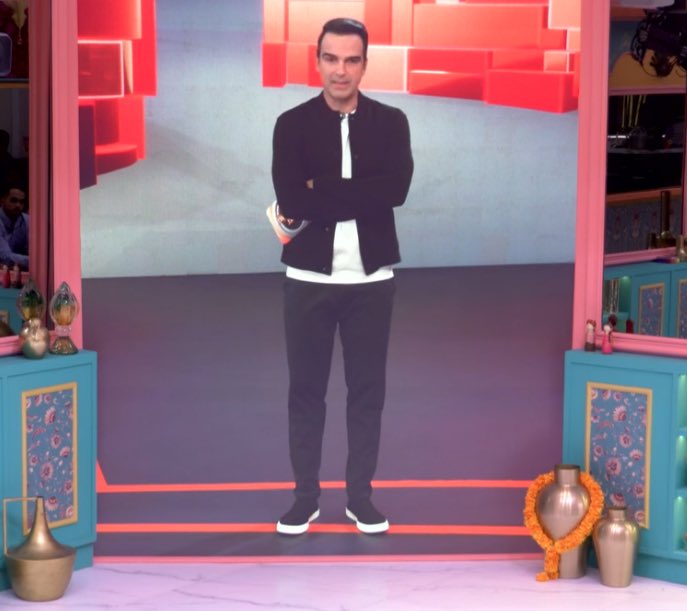 cleytu's tweet photo. thamires: pipipi popopo blá-blá-blá 

tadeu: sim, por isso que chama castigo #bbb25 https://t.co/3VII1iSwDB
