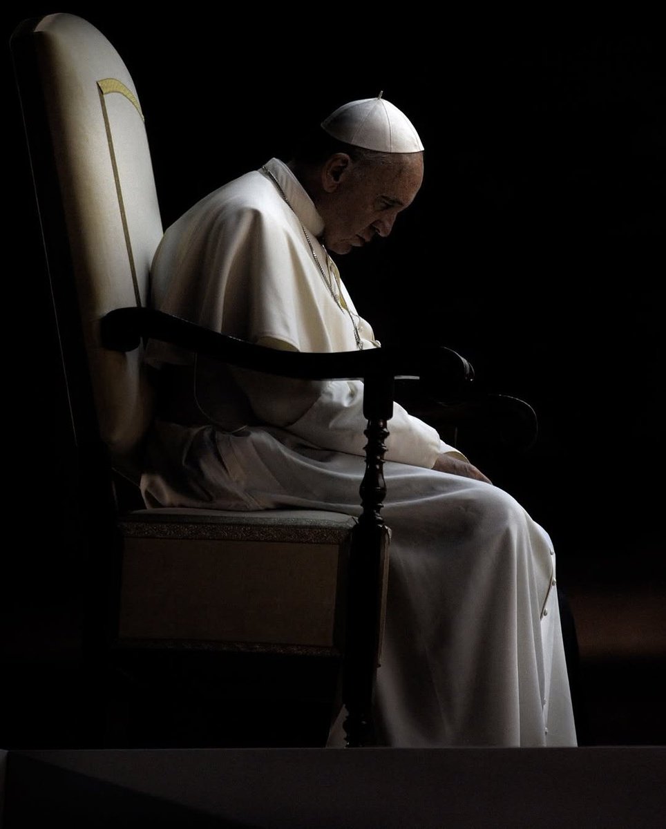 Ora por el Papa Francisco 🙏

Necesita de nuestras oraciones.