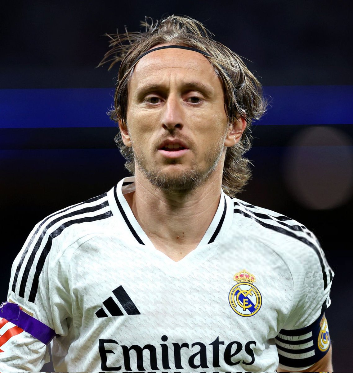 RMCF_Minuto93's tweet photo. 🔥🇭🇷モドリッチはマドリーと契約延長を希望

・途中出場の役割に適応
・チームの中心選手
・マドリーはベテランではなく若手に賭ける方針
・昨年のモドリッチは退団に近づいていた

モドリッチには誰も達成したことがない40歳でマドリーのユニフォームを着るという強い意志がある。

ソース @relevo https://t.co/oVwuZIj20s