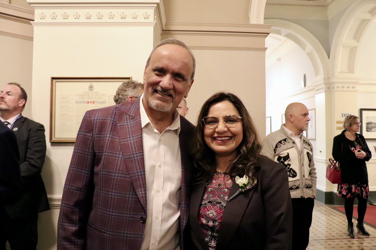 SunitaDhirBC's tweet photo. 2/2 We are excited to act upon these priorities for BCians in the upcoming 4 years.
I am also looking forward to delivering my throne speech response this week!
#SunitaDhirBC #VancouverLangara #VancouverBC #VictoriaBC #BC #BCPoli #43rdParliament #SpringSession #IAmHereForYou https://t.co/5Ix57XyFVr