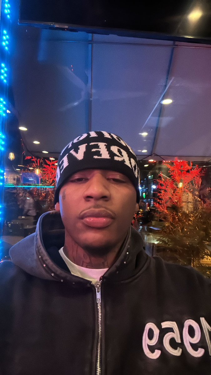 __kraydo's tweet image. Me encantan las mujeres negras 💙