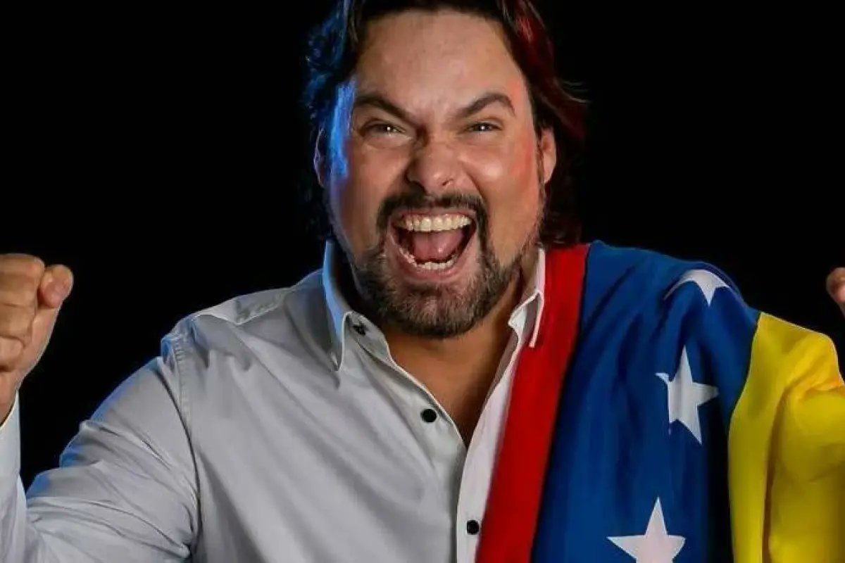 Hecmiry Lugo (@hecmirylugo) on Twitter photo Chile acaba de exhibir al mundo su xenofobia.. que asco dan!
George Harris <a href="/ElGeorgeHarris/">George Harris</a> estamos orgullosos de tiii. Chile acaba de exhibir al mundo su xenofobia.. que asco dan!
George Harris <a href="/ElGeorgeHarris/">George Harris</a> estamos orgullosos de tiii.