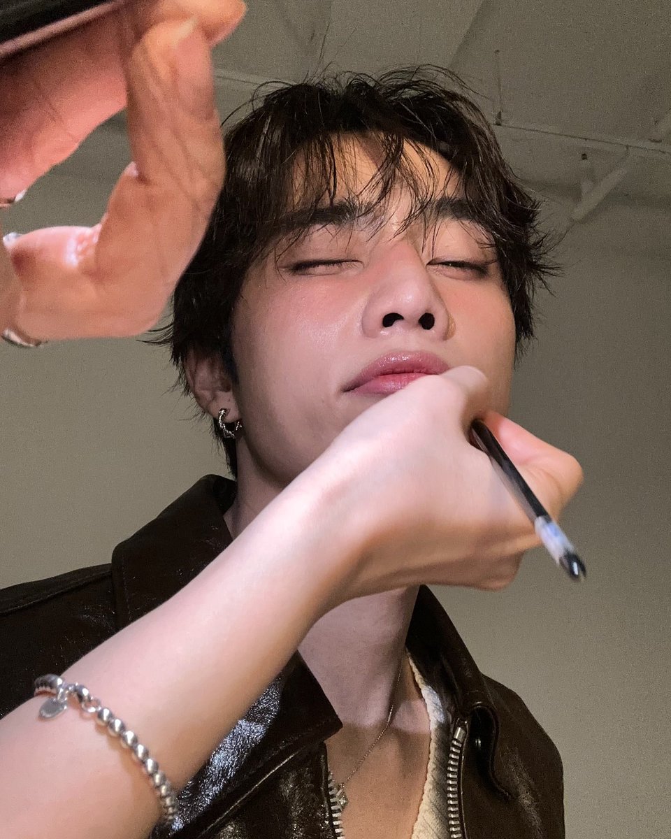 순간의 선우 tweet media
