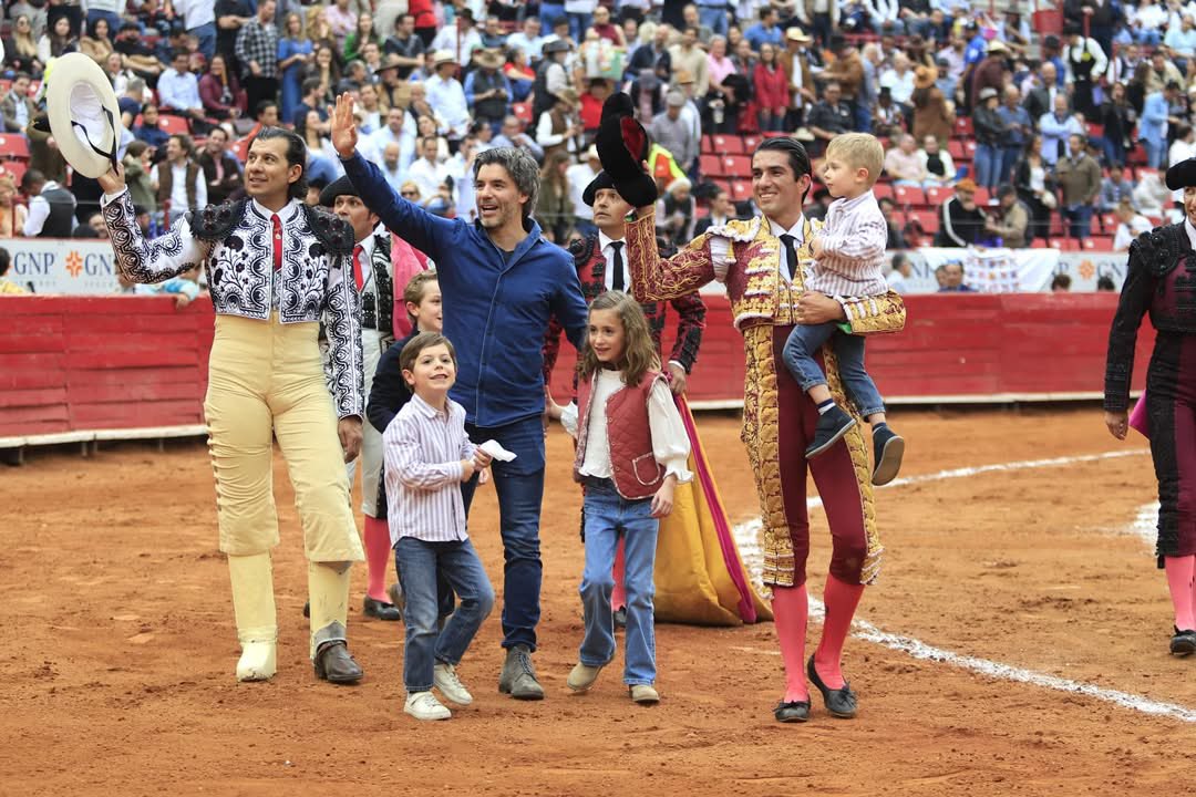 Radio Faena tweet media