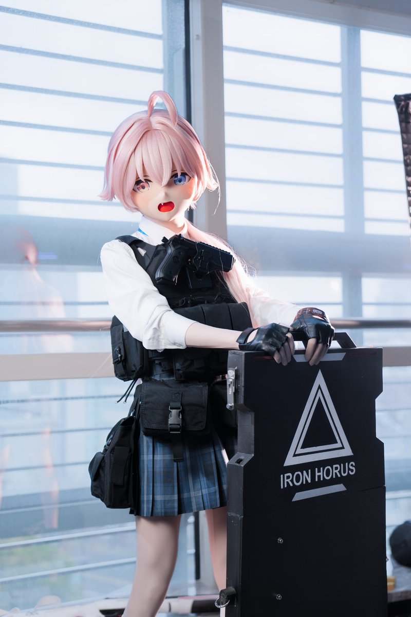 うへ～ 待機するのも、地味に疲れるね～
📷&amp;🖥️：<a href="/deathgtrs/">一此</a> 
#BlueArhcive #kigurumi