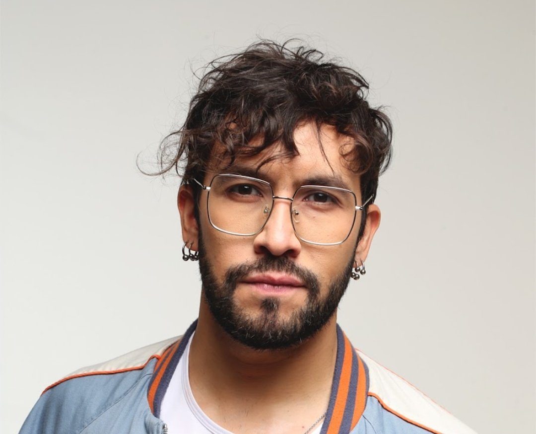 minporta0's tweet photo. Este wachito rico ha llenado más de tres Movistar y JAMAS ha sido tan soberbio como el v3neco culiao fome
#festivalxmega #Vina2025 #VinaDelMar2025 https://t.co/g1WLi2AMnn