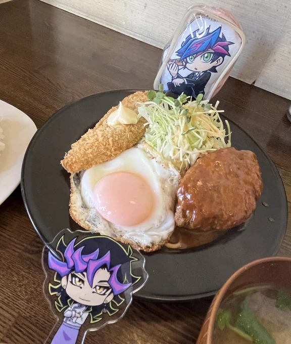 アイちゃん何もしてねえのに料理の写真と一緒に撮ると「俺が作りました(ゆーさくのために)」の顔になるので楽しい 
