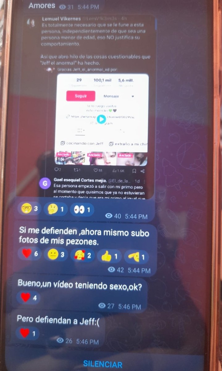 a lo q llegan los fans del Jeff el anormal helpp