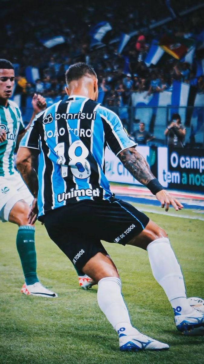 JOÃO PEDRO (18) 🇧🇷🇪🇪