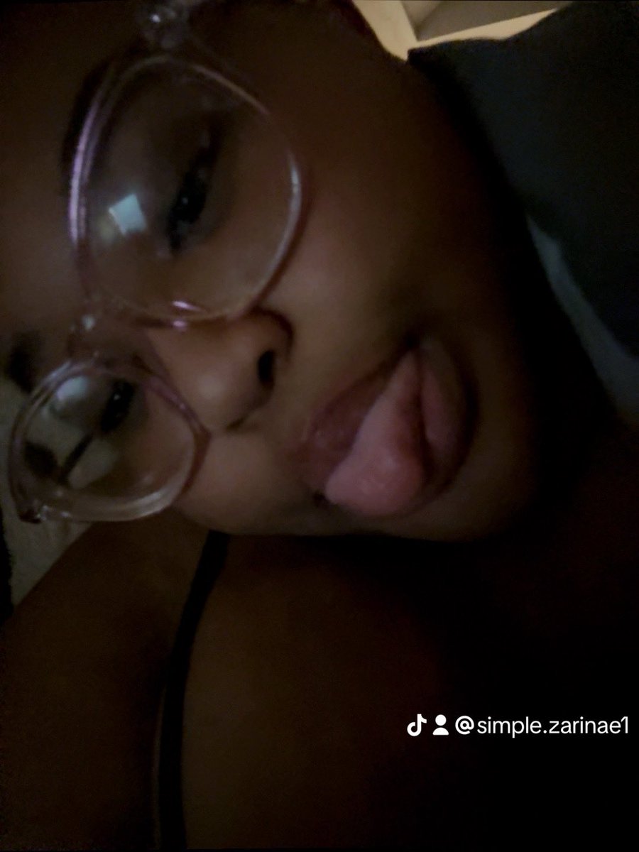 Come on piggy’s send the tribute and I’ll think about it getting back to you 😉. #findombaby