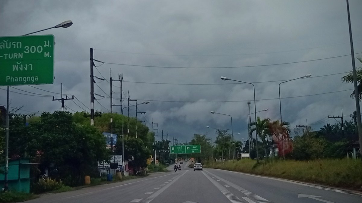 วันนี้เมืองกระบี่  ฟ้าฝนฉ่ำๆ ลมกระโชกแรงเป็นครั้งคราว <a href="/MrVop/">ѴѺҎ</a>