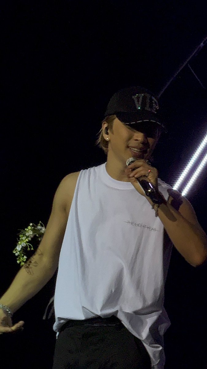 (´｡• ◡ •｡`) tweet media