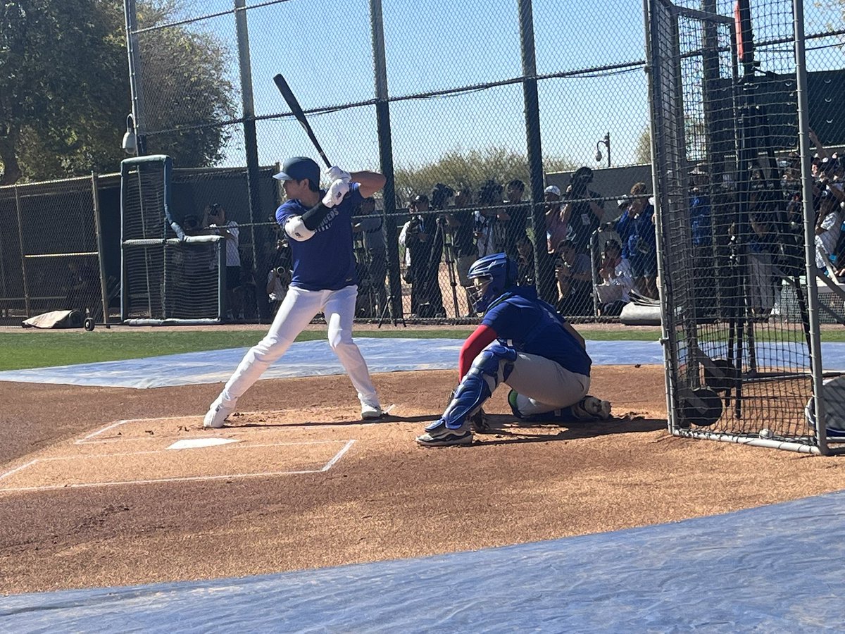 joejbaseball's tweet photo. Was a great day at the ranch! #Dodgers #camelbackranch #ohtani https://t.co/eisZHqw2AC