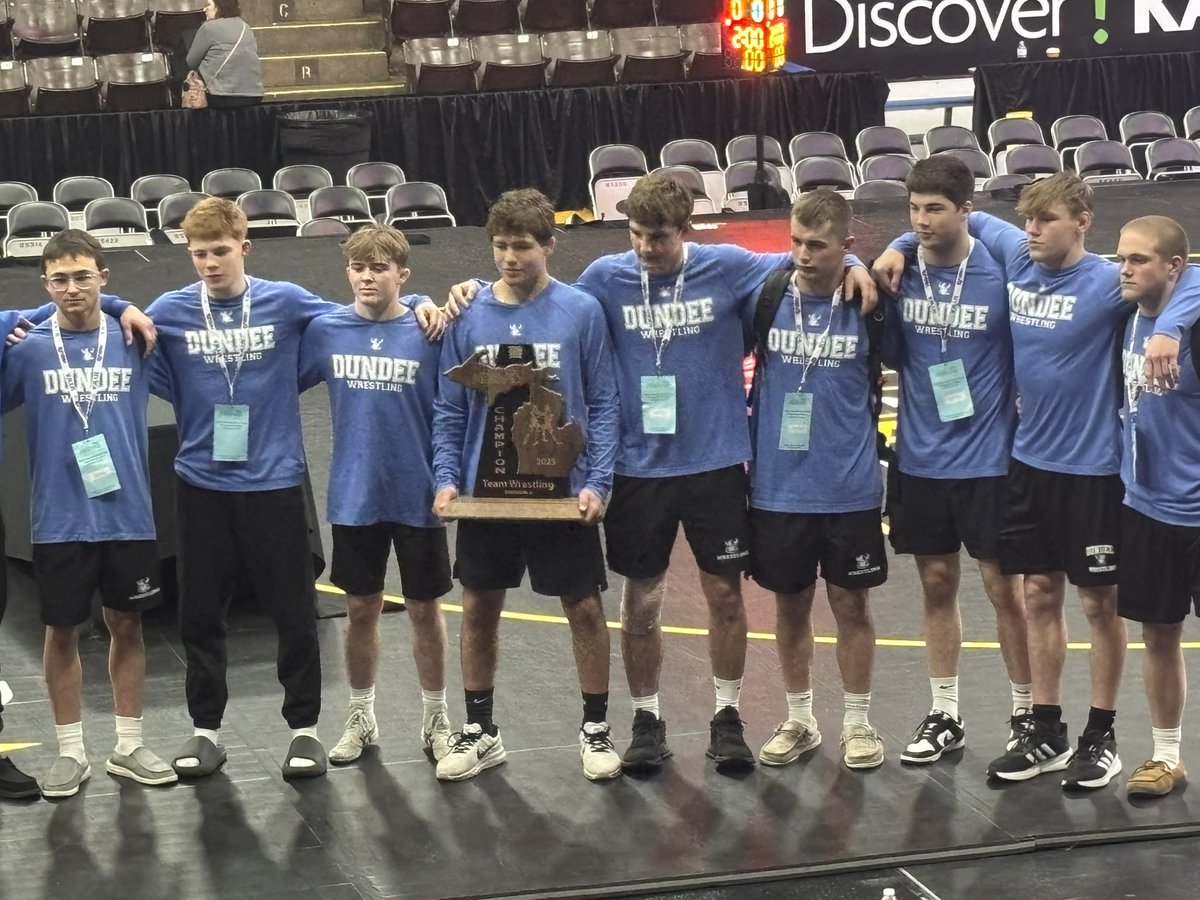 hbroder1109's tweet photo. 2025 Team State Champs https://t.co/4YIZNfU1jG