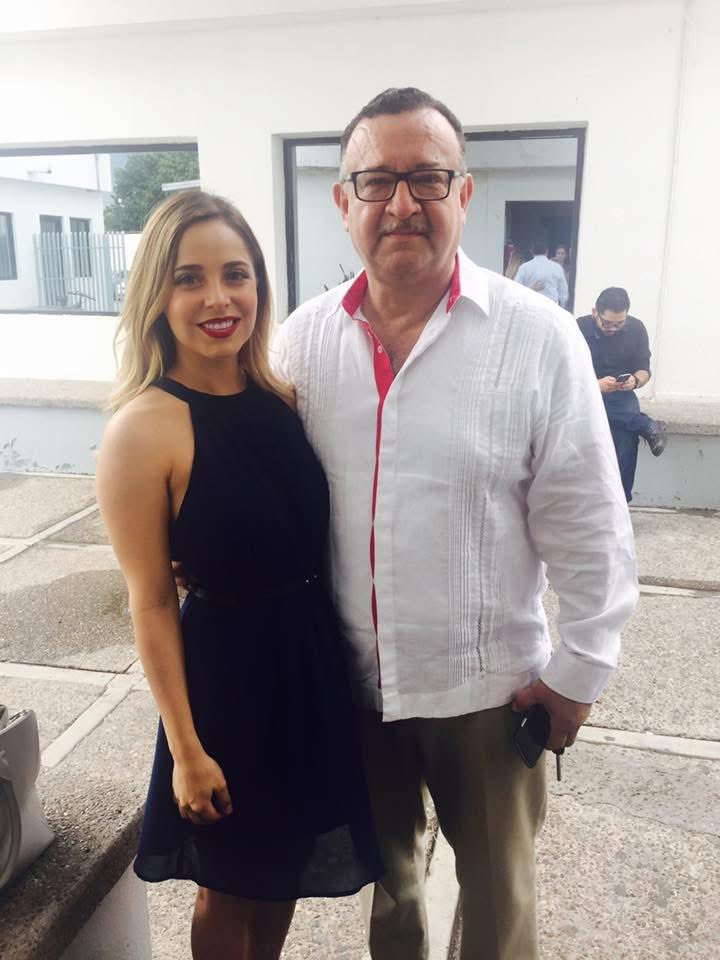alegonsales's tweet photo. Nunca olvidaré todo el apoyo que brindaste 🤍

¡Gracias por siempre!

Descansa en paz, pá! 

@COLUMNAVIVEROS 🥹🙏🏻 https://t.co/MzOSqtZm5c
