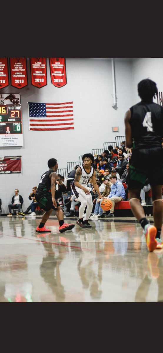 📢 SUNDAY SPOTLIGHT 📢
Center Hill High School senior guard Deaundre Bailey is a 5’10” dynamo with a big GPA and an even larger chip on his shoulder. The Olive Branch, Mississippi sharpshooter models his game after San Antonio Spurs point guard De’Aaron Fox, with whom he shares