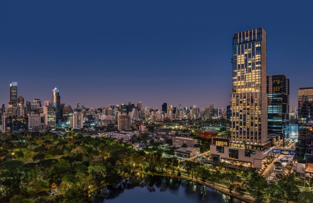 The Ritz-Carlton Bangkok Has Arrived.

A new icon of luxury in the heart of the Thai capital. 
Set within One Bangkok, this five-star masterpiece blends Thai heritage with modern elegance. 

Bangkok’s luxury scene just leveled up.

fusedmagazine.co.uk/the-ritz-carlt…

#RitzCarlton #Bangkok