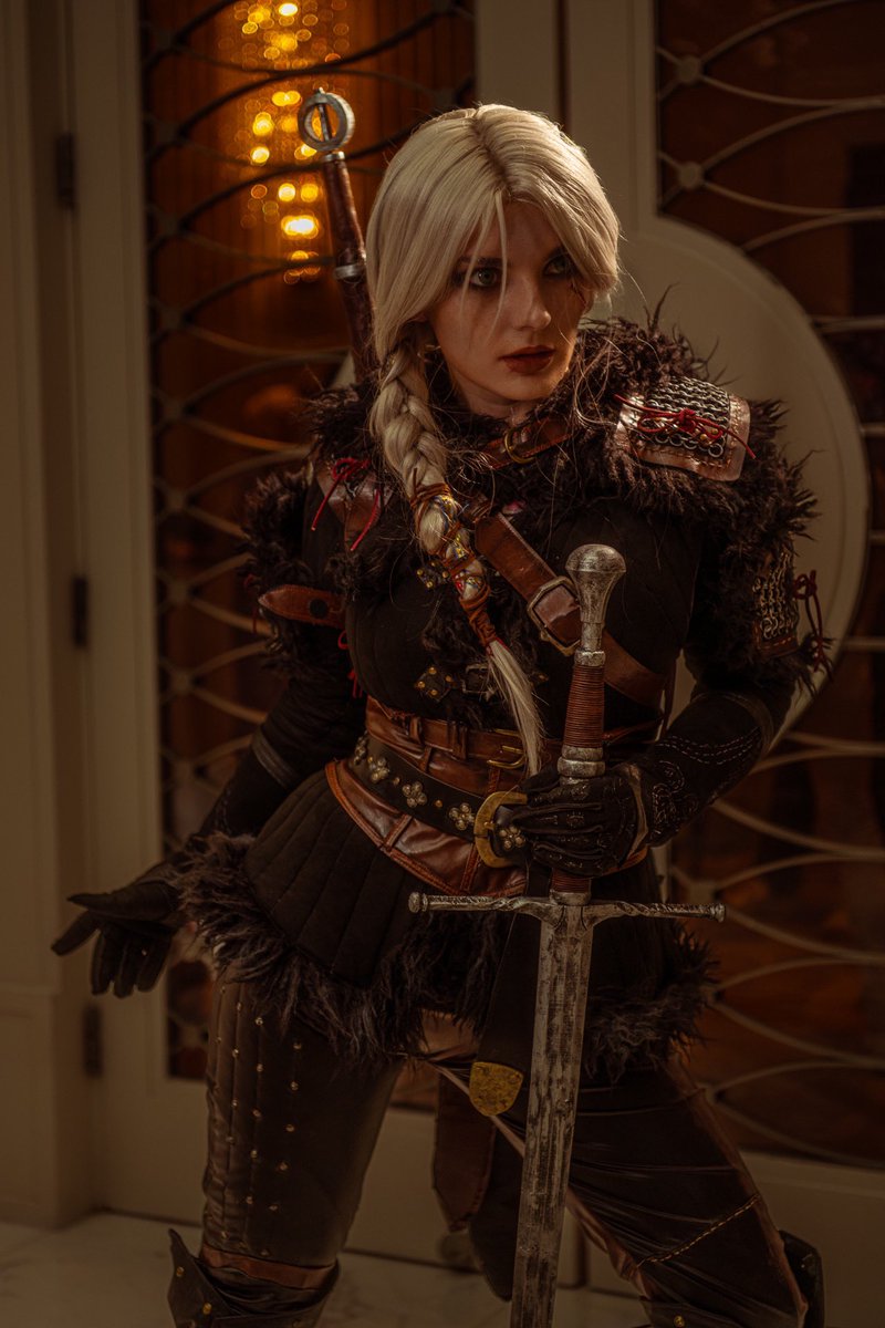 Lil_G_cosplay's tweet photo. The roar of Cintra’s Lion cub
My Ciri from Witcher 4 https://t.co/GE3AqCUDln