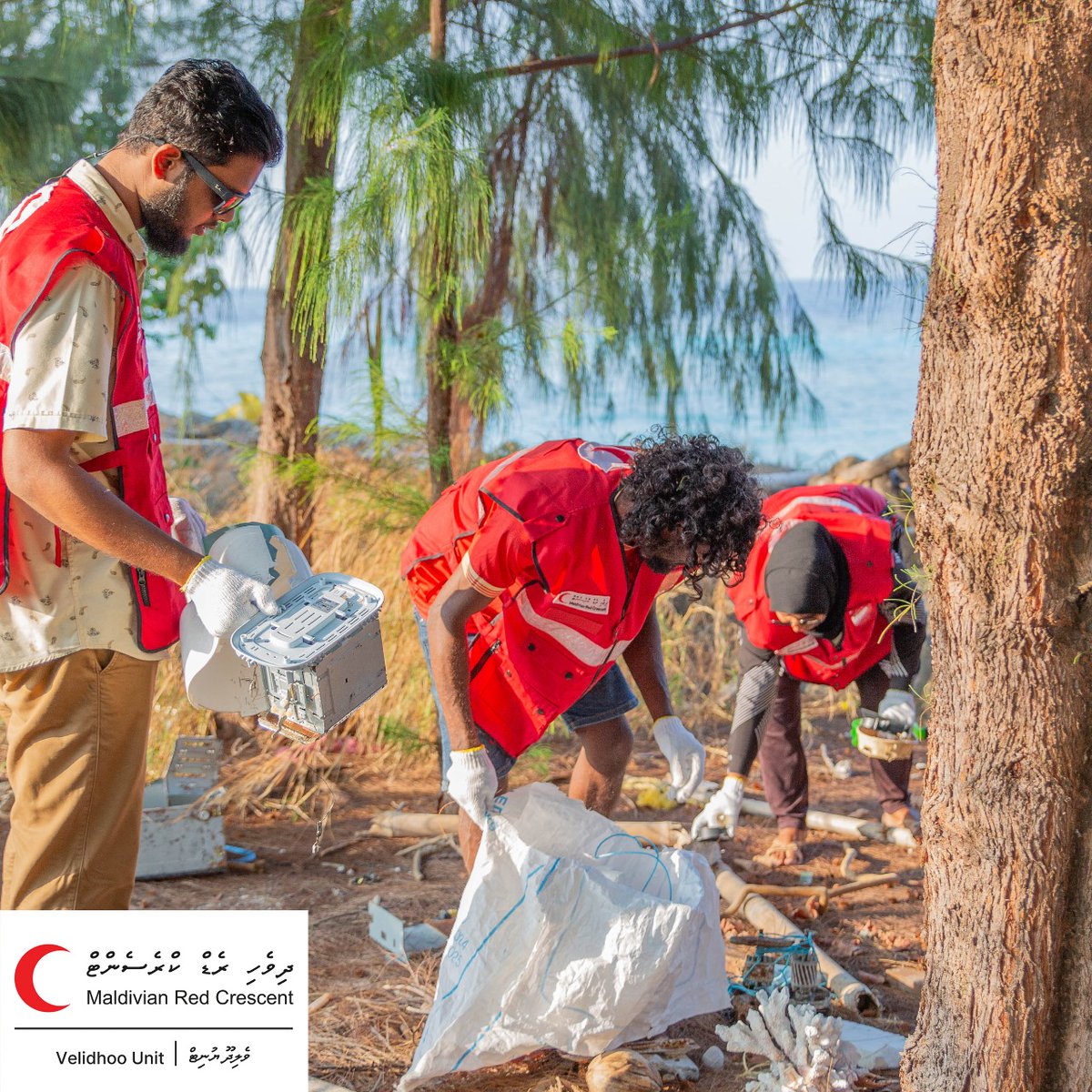 We conducted a coastal cleanup on Thursday, taking a step towards a cleaner and more sustainable environment.
Every effort counts!
#mrcvelidhoo #heyohithun