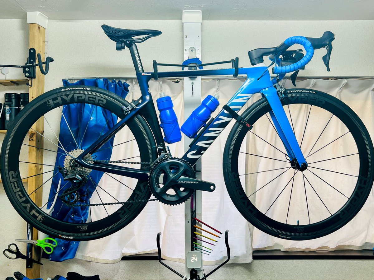 LÚN HYPER23 SE R45 Black Edition」取り付け完了🛞 硬化型ガラス