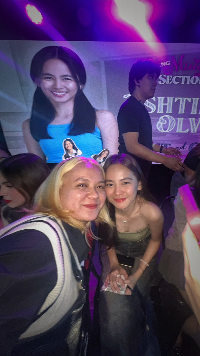 ccchairaaa's tweet photo. meeting ash in person was really worth it!! straight from my gy shift, i traveled from pampanga to mnl just to meet her — got traffic pa sa edsa &amp; had thoughts na baka hindi umabot but Lord has made a way. i was able to arrived on time. i love you my girlie! see u again soon 💙💙 https://t.co/lPxOZKWgT8