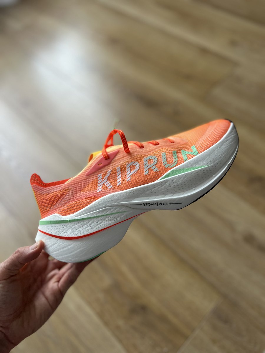 GeekircBlog's tweet image. Kiprun KD900X LD+ : Décathlon passe à la vitesse supérieure ! legeeksp0rtif.wordpress.com/2025/02/24/kip… #kiprun #decathlon #kiprunkd900xldplus