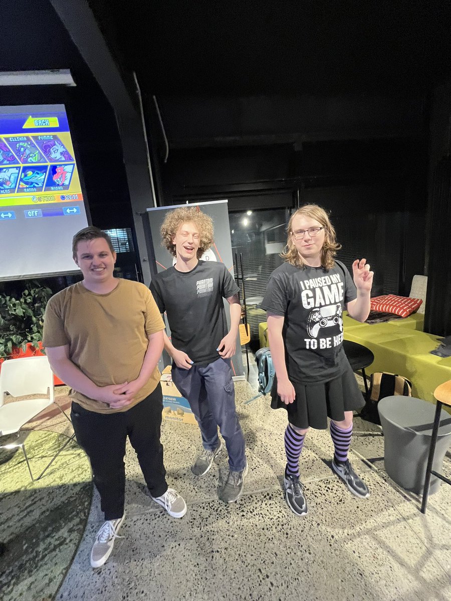 Top 3 of Rivals of Aether at Docked and Loaded 3!

#1 <a href="/RenderedSpy/">RenderedSpy</a> (centre)
#2 <a href="/IcyKeswick/">IcyK</a> (right)
#3 Eggus (left)