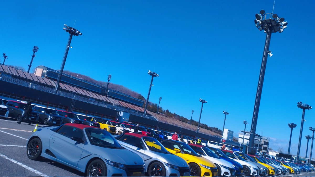 S660_CN9A_ikuy's tweet image. #ModuloThanksday 2025 参加された皆様寒い中お疲れ様でした🫡
ミッション遂行したしコレクションホールも行けてよかった😊トークショーも楽しく聞かせていただきました
プログラム盛り沢山で駐車場にはほとんど人がいなかった…かな🤔