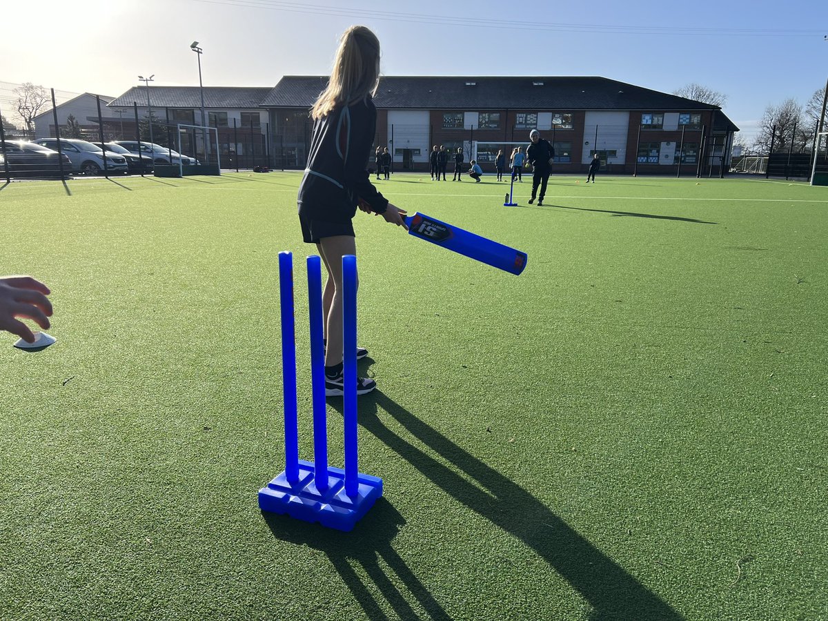 pondparkp7's tweet photo. P7 love having @officialaghy back in school to take our PE sessions this term! 🏏 https://t.co/czdGFD38PM