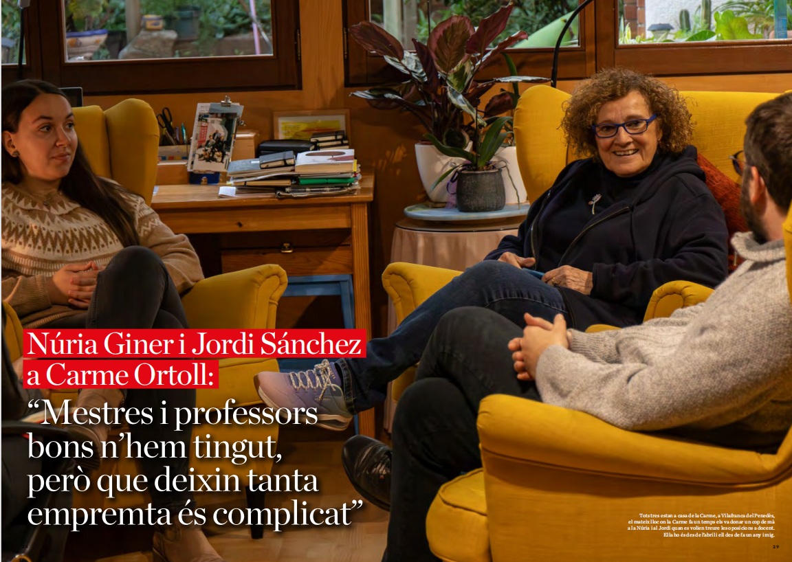 "Mestres i professors bons n'hem tingut, però que deixin tanta empremta és complicat". Així resumeixen la Núria i en Jordi l'admiració cap a la seva mestra <a href="/CarmeOrtoll/">Carme Ortoll</a> 
👉Llegeix-lo a la revista #Mestresdelanostravida del #DiariEducació 
👉Subscripcions: lectoresilectors.diarieducacio.cat