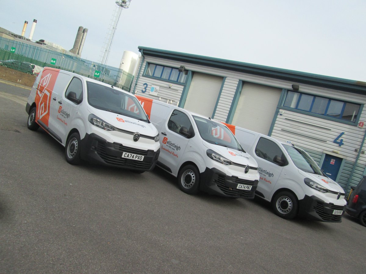 LondonDynamic's tweet photo. 🚐 Turn heads on the road! A custom van wrap transforms your vehicle into a 24/7 mobile advert. Stand out &amp; drive more business. 🌟 Get your quote today! #vanwrap #SmallBusiness #branding https://t.co/O8PvLqU0CJ