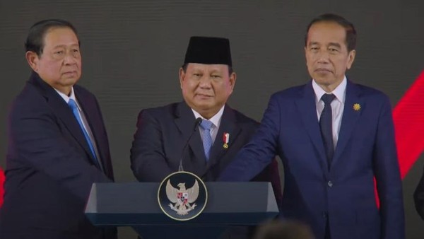 Prabowo luncurkan Danantara, akankah efektif jadi solusi kembangkan aset BUMN?

Baca selengkapnya disini xmed.id/news/prabowo-l…
