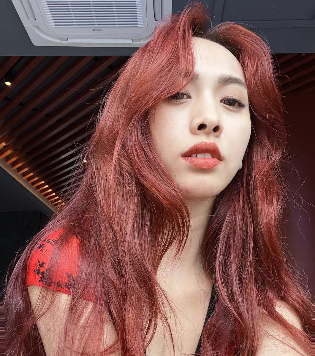 #盯射 #油脸 #射屏 #榨精  #龟头责足交 
女友闺蜜 顶级