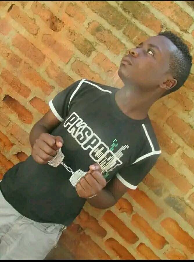 Kumbi wa mipangu yacuruzaga amashashi nyabugogo yiyo🤣🤣🤣🤣🤣