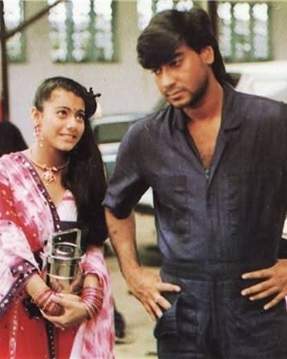 RealManishYadav's tweet photo. Wishing you both all the love and happiness today and forever. Happy anniversary! 🎉 @ajaydevgn
@kajol ❤️❤️
#happyweddingAnniversary
#AjayDevgn #kajol https://t.co/1eLaIpu64m