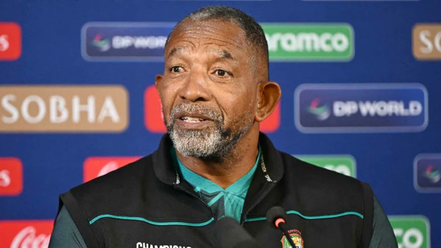 কিউইদের বিপক্ষে তিনশ ছাড়ানো পুঁজির প্রত্যাশা সিমন্সের