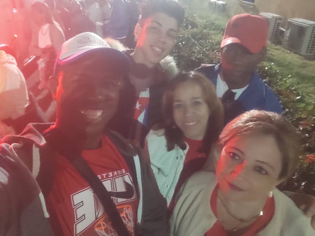 Luis Miguel Valenciano (@luismiguelvalco) on Twitter photo Delegación del <a href="/PartidoPCC/">Partido Comunista de Cuba</a> de <a href="/fetstgo/">Facultad Enfermería Tecnología de la salud</a> en la <a href="/ucm_sc/">Universidad de Ciencias Médicas. Santiago de Cuba</a> listos para participar en el Acto Nacional por el 130 aniversario del #Reinicio de las #Luchas por la Independencia en Baire, Contramaestre.
<a href="/BismarysR/">Bismarys Lescaille R</a>
<a href="/BeatrizJUrrutia/">Beatriz Johnson Urrutia</a>
<a href="/MeyvisEstevezE/">Meyvis Estevez Echevarría</a>
<a href="/UJCdeCuba/">UJC de Cuba</a>
<a href="/MigdaliaFerna/">Migdalia</a> Delegación del <a href="/PartidoPCC/">Partido Comunista de Cuba</a> de <a href="/fetstgo/">Facultad Enfermería Tecnología de la salud</a> en la <a href="/ucm_sc/">Universidad de Ciencias Médicas. Santiago de Cuba</a> listos para participar en el Acto Nacional por el 130 aniversario del #Reinicio de las #Luchas por la Independencia en Baire, Contramaestre.
<a href="/BismarysR/">Bismarys Lescaille R</a>
<a href="/BeatrizJUrrutia/">Beatriz Johnson Urrutia</a>
<a href="/MeyvisEstevezE/">Meyvis Estevez Echevarría</a>
<a href="/UJCdeCuba/">UJC de Cuba</a>
<a href="/MigdaliaFerna/">Migdalia</a>