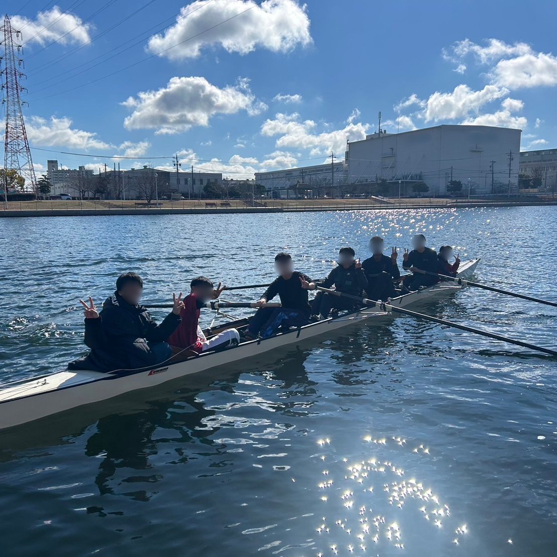 ash_rowing's tweet image. 【2/24試漕会】
本日2/24の試漕会に、「3人」の新入生が来てくれました🎉
春休み中や、入学式後にも試漕会を開催します🚣🚣🚣
旭丘高校ボート部79期のTwitter、Instagramで続報をお待ち下さい！
#春から旭丘 #旭丘高校 #試漕会