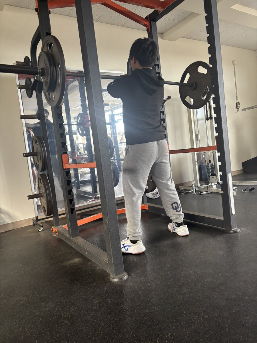 DB14は筋トレに勤しんでいます
#春から阪大
#アメフト