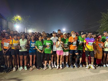 SumanRastogi6's tweet photo. BSF’s dedication knows no boundaries! 🇮🇳
The Bordermen Marathon 2025 is a tribute to fitness, patriotism, and unity—running #HandInHandWithBorderPopulation
#BSFMarathon
#FitIndia
#AttariAwaits
#AmritsarMarathon
#GIS_IN_BHOPAL
#ViratKohli𓃵
#ChampionsTrophy
#HIT3Teaser https://t.co/LgAaiGnGDk