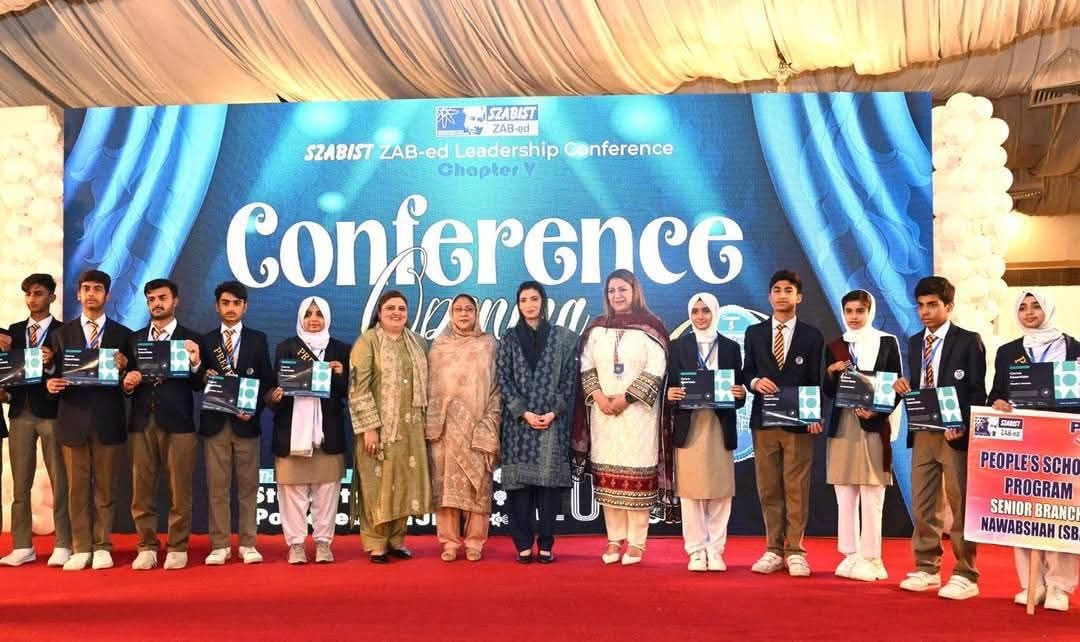 fiaz24913's tweet photo. First lady bibi @AseefaBZ inaugrates @SzabistZabtech 5th leadership conference on Al-Driven Education! 📚
#SZABIST #ZABed kicked off its 5th Leader Conference with the them "Students and the Al-Powered Future" in Karachi. https://t.co/oikLe5rLI6