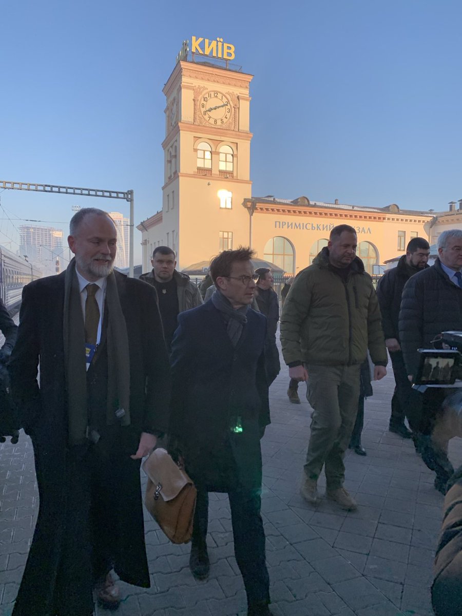 I am in Kyiv today. For the past three years, the Ukrainian people have been fighting for freedom and security - theirs and ours. Today, we are announcing 100 million euro to support Ukraine’s air defences. Strengthening Ukraine’s capability to defend itself against Russian