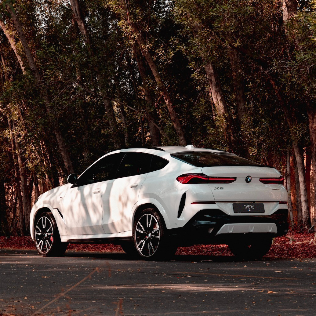 BMWMiddleEast's tweet photo. A message of power, prestige, and performance. The X6.
#BMWMiddleEast #X6 #TheX6 https://t.co/9rHXhZwACg