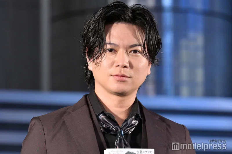 modelpress's tweet photo. NEWS加藤シゲアキ
SUPER EIGHT大倉忠義の結婚祝福

「先ほど直接連絡させていただきました」

🔻写真・記事詳細はこちら
https://t.co/H8W3ShjFmK

“いいパパ“に「きっと大倉さんならなれると、僕自身も信じております」

#NEWS #加藤シゲアキ #SUPER_EIGHT #大倉忠義 https://t.co/buyUO72ycB