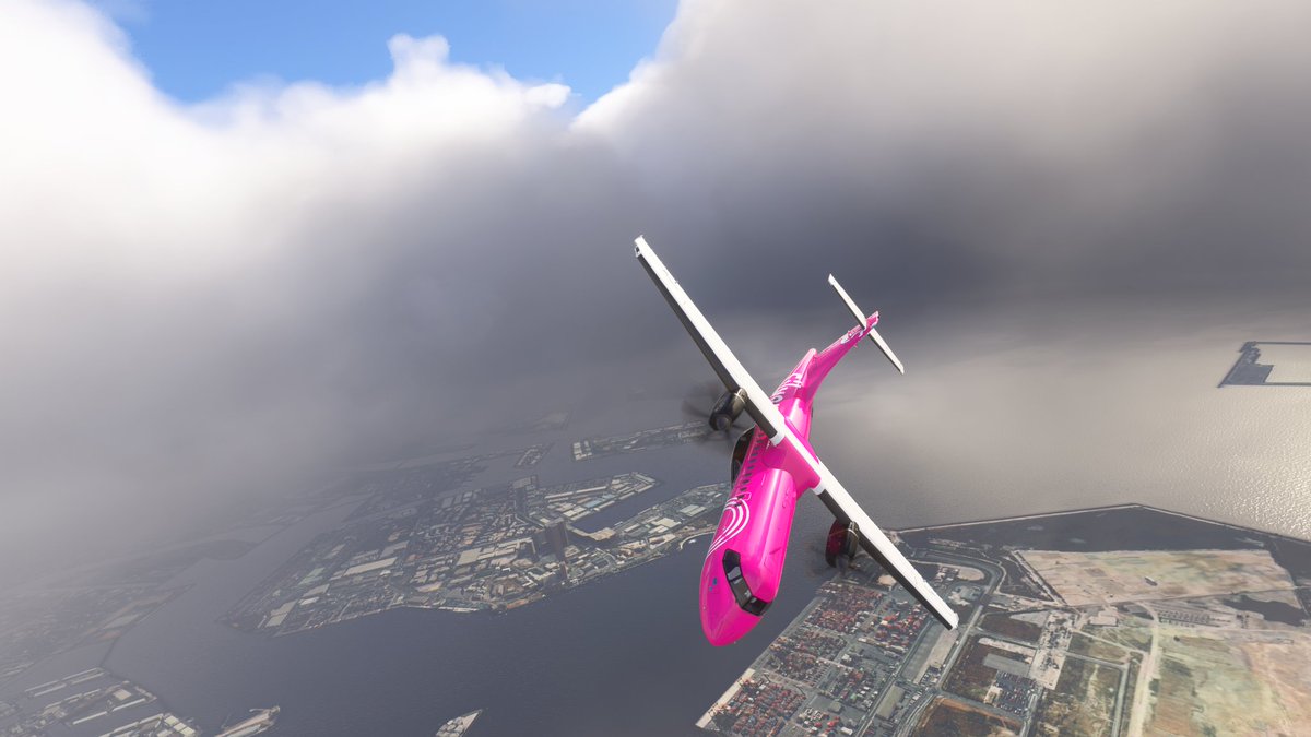 WhiteDearMonk's tweet image. オートパイロットで墜落するなんて？

伊丹→
#SimBrief で作ったプランがあかんのかな？
純正のみたいにまる〜くならんのかな〜

離陸してしばらくVFRで、その先の真っ直ぐなとこでオートパイロット入れても落ちよんねん

挙動変わった？

#MSFS #MSFS024 #FS2024 #XBOX
#ATR